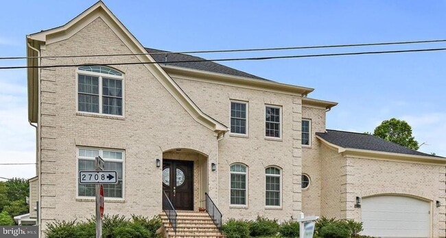 property at 7430 Howard Ct