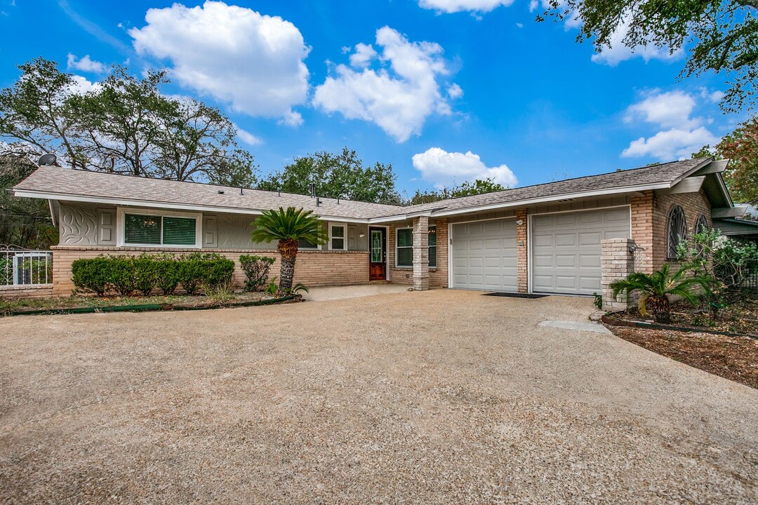 4238 Havenview Dr in San Antonio, TX - Building Photo