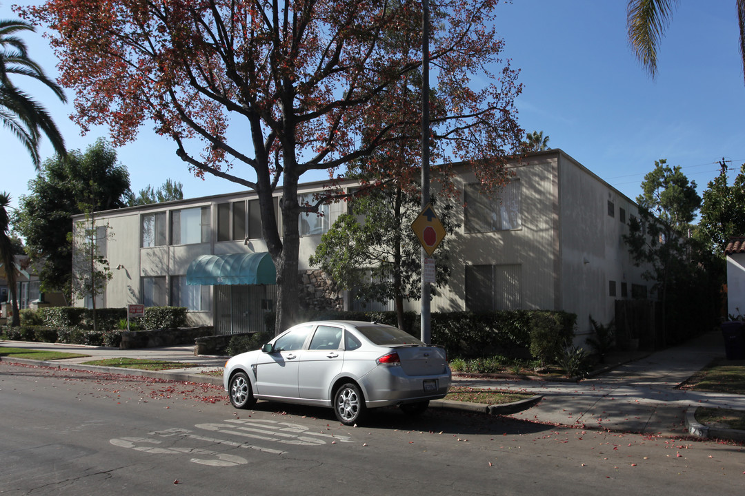 815 Loma Ave in Long Beach, CA - Building Photo