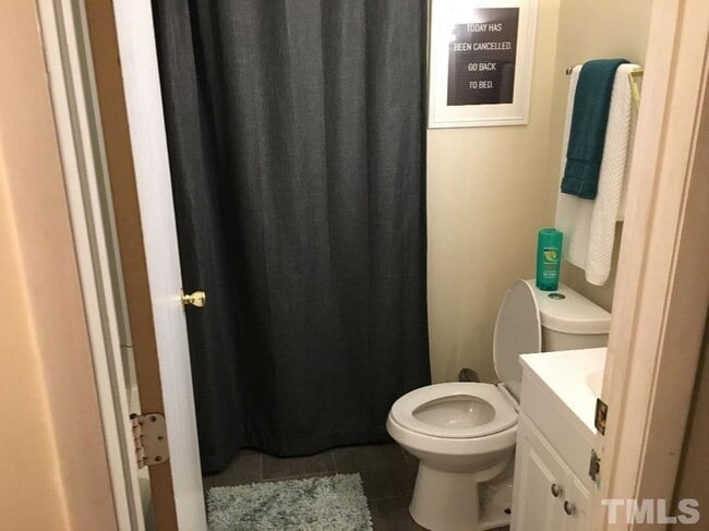 property at 3009 Huntleigh Dr