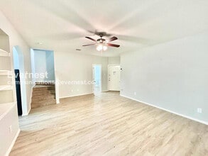 152 Creek Cove Dr in Dallas, TX - Building Photo - Building Photo