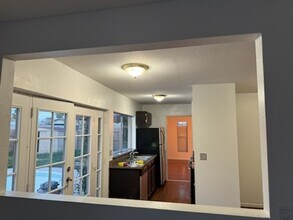 2208 W Danbury Dr in Phoenix, AZ - Building Photo - Building Photo