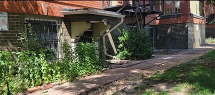 1356 N Pearl St, Unit B2 in Denver, CO - Building Photo - Building Photo