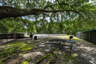 Mimosa Place Apartments in Lafayette, LA - Foto de edificio - Building Photo