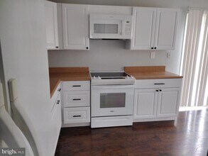 14924 Belle Ami Dr in Laurel, MD - Building Photo - Building Photo