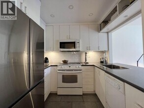 3875 W 4th Ave in Vancouver, BC - Building Photo - Building Photo