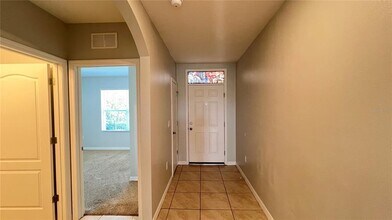 2440 White Poppy Dr in Kissimmee, FL - Building Photo - Building Photo