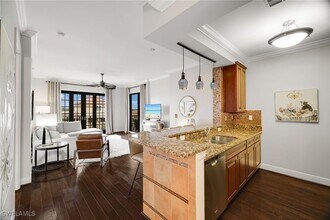 23161 Fashion Dr in Estero, FL - Building Photo - Building Photo