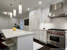 57 Hurley St, Unit 3 in Cambridge, MA - Building Photo