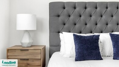 1148 Silber Rd, Unit 2243 in Houston, TX - Foto de edificio - Building Photo