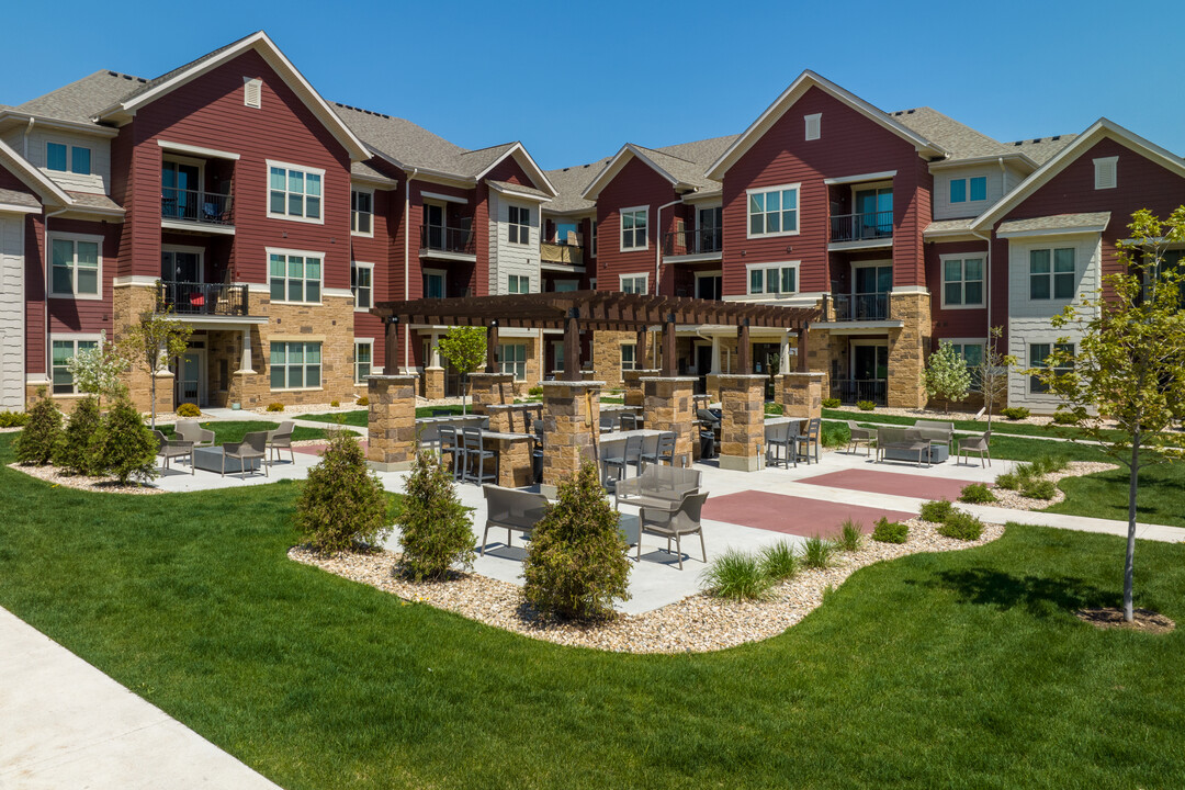 Autumn Lake Apartments in Madison, WI - Foto de edificio