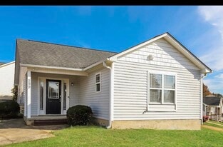 298 Maynard South Dr in Winston-Salem, NC - Building Photo