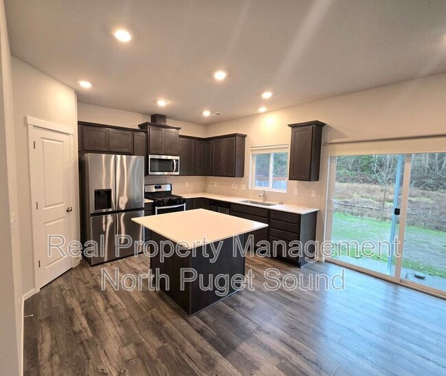 property at 28215 64th Ct NW