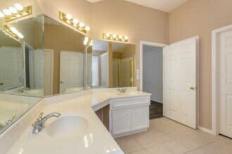 21915 Rivergate Ct in Richmond, TX - Building Photo - Building Photo