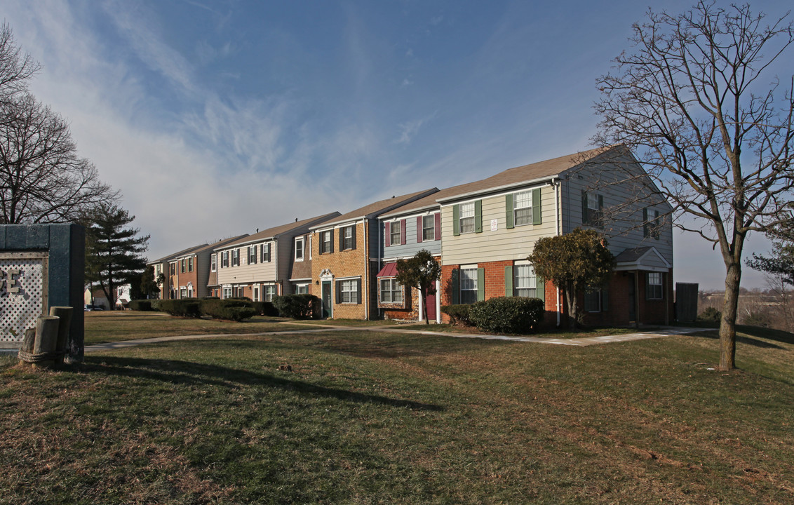 Heritage Hill Rental Townhomes in Glen Burnie, MD - Foto de edificio