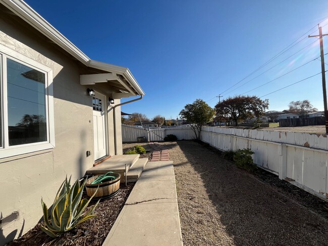 property at 699 River Rd