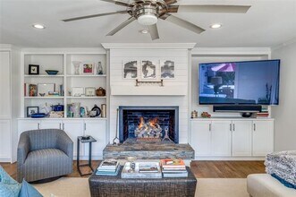 6441 Park Ln in Dallas, TX - Building Photo - Building Photo