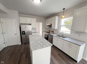 6454 Kentstone Dr in Indianapolis, IN - Building Photo - Building Photo