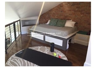 29 Worthington St, Unit 3 in Roxbury Crossing, MA - Building Photo - Building Photo