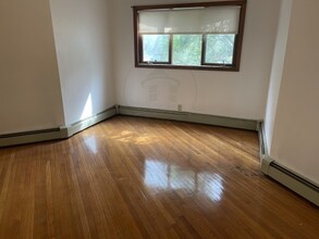 15 Cherry St in Medford, MA - Building Photo - Building Photo