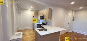 12 Joy St, Unit 11 in Boston, MA - Building Photo