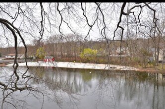 148 Lions Head Dr W in Wayne, NJ - Building Photo - Building Photo