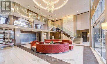 6 Eva Rd in Toronto, ON - Building Photo - Building Photo