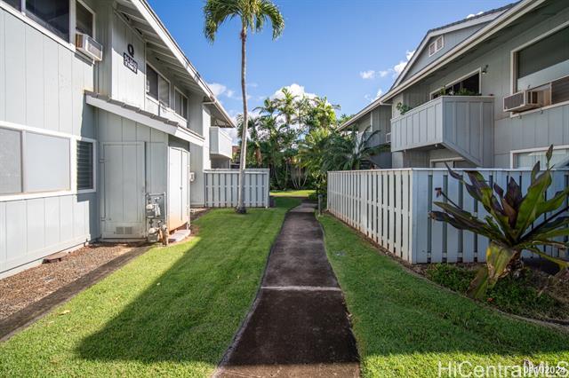 94-1040-1040 Paha Pl in Waipahu, HI - Building Photo - Building Photo