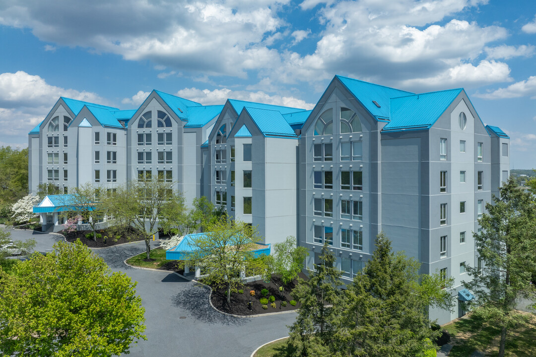 Waterford Condominiums in Wormleysburg, PA - Building Photo