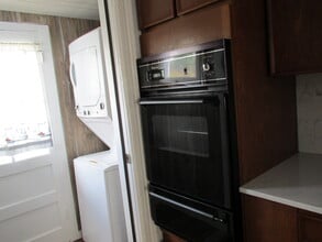 41 Howard St, Unit West in Tarrytown, NY - Foto de edificio - Building Photo
