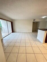 15231 SW 80th St in Miami, FL - Building Photo - Building Photo