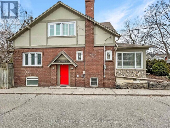 80 Courcelette Rd in Toronto, ON - Building Photo - Building Photo