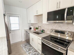 4541 N Ocean Dr in Lauderdale-by-the-Sea, FL - Building Photo - Building Photo