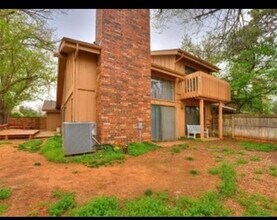 4605 Dove Tree Ln in Oklahoma City, OK - Building Photo - Building Photo