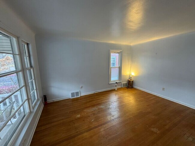 21029 Blackmar Ave in Warren, MI - Building Photo - Building Photo