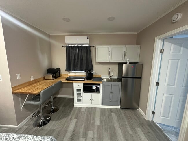 5327 Norrisville Rd in White Hall, MD - Building Photo - Building Photo