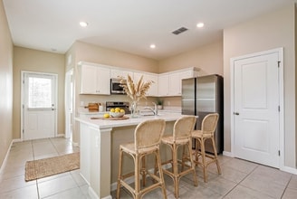 2688 Island Walk Dr in Deltona, FL - Foto de edificio - Building Photo