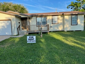 1022 Shiels Dr in Corpus Christi, TX - Building Photo