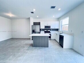 17955 SW 358th St in Homestead, FL - Building Photo - Building Photo