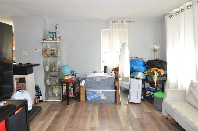 15 Blackwood St, Unit 33 in Boston, MA - Building Photo - Building Photo