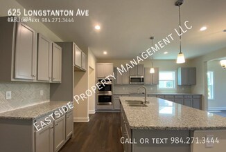 625 Longstanton Ave in Zebulon, NC - Building Photo - Building Photo