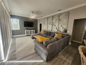 5274 Far Oak Cir in Sarasota, FL - Building Photo - Building Photo