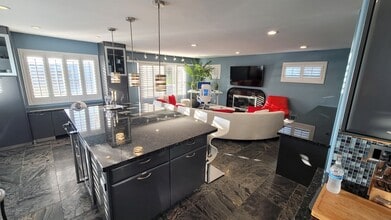 1259 Bonnie Brae St in Hermosa Beach, CA - Foto de edificio - Building Photo