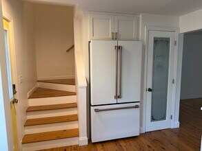 25 Lawrence St in Westbrook, ME - Building Photo - Building Photo