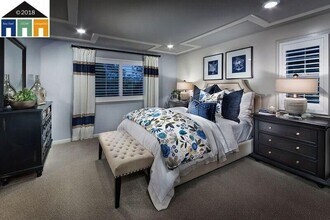 29414 Urbia Way in Hayward, CA - Building Photo - Building Photo
