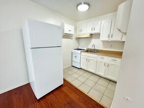 338-340 University Pl in San Diego, CA - Building Photo - Building Photo