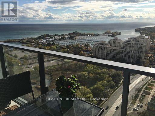 2200 Lake Shore Blvd W in Toronto, ON - Building Photo - Building Photo