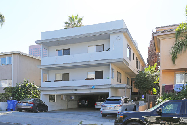 11848 Mayfield in Los Angeles, CA - Building Photo - Building Photo