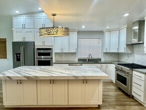 1433 Bay Tree Dr in Gilroy, CA - Building Photo - Building Photo