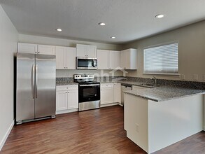 9201 W Shelterwood Dr in Boise, ID - Building Photo - Building Photo